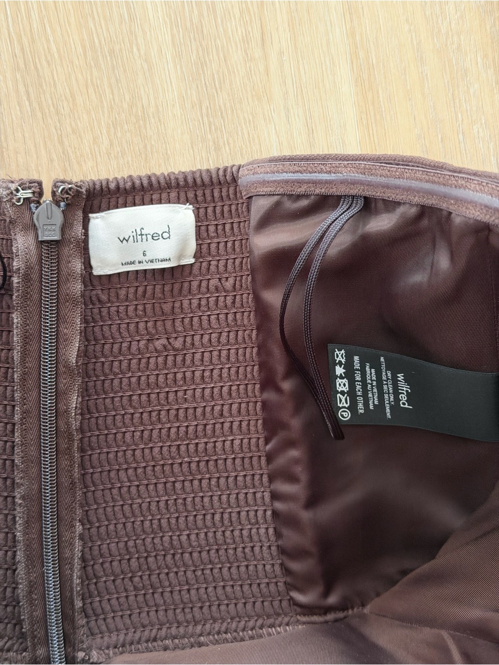 Aritzia Wilfred Endless Jumpsuit Crepette Size 6, Rich Mocha Brown - Picture 6 of 8